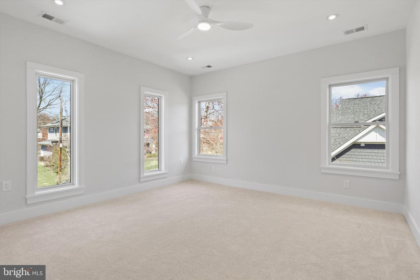 310 Johnson Street SW photo 59
