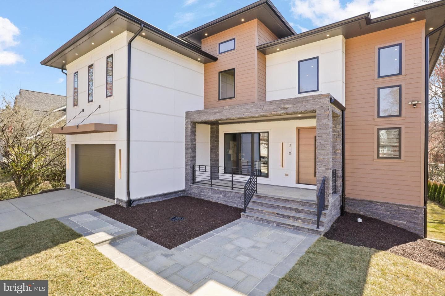 310 Johnson Street SW photo 93
