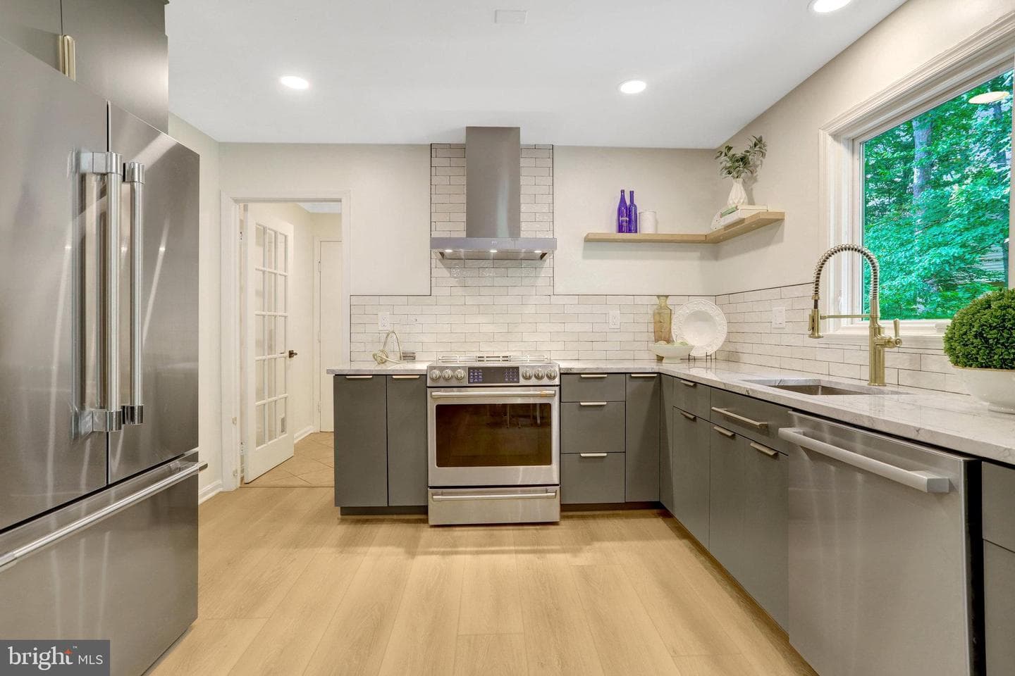 10510 Henderson Road photo 3
