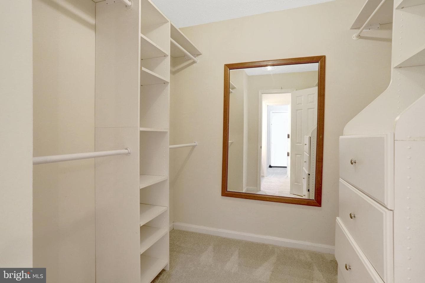 10510 Henderson Road photo 33