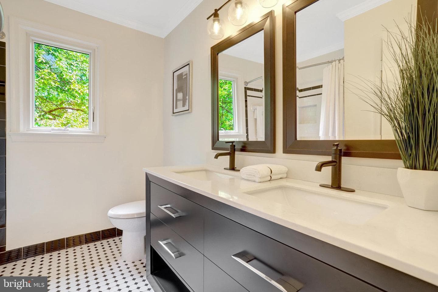 10510 Henderson Road photo 42