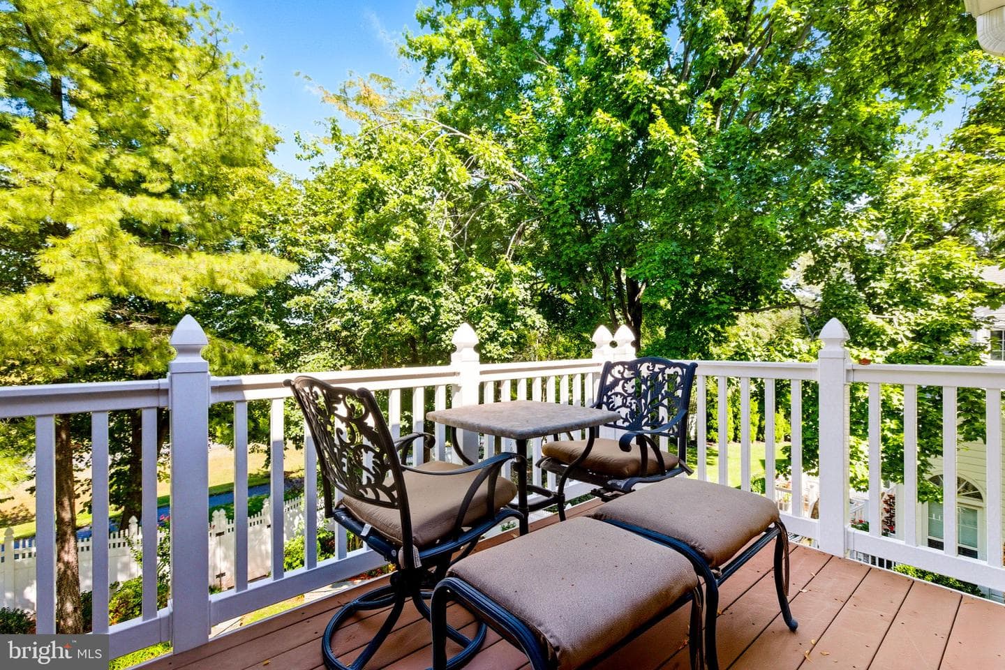 13104 Meadow Hall photo 28