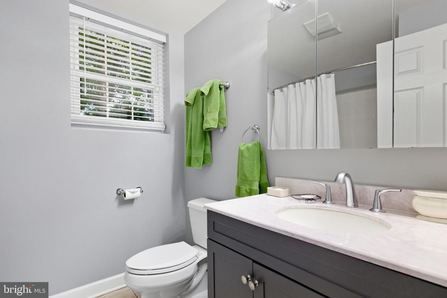 13104 Meadow Hall photo 40