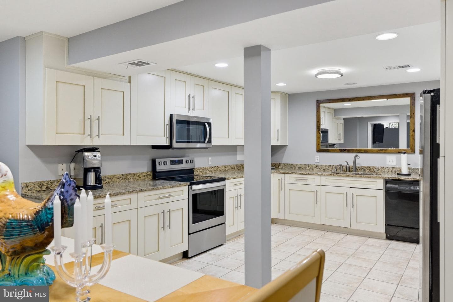 13104 Meadow Hall photo 45