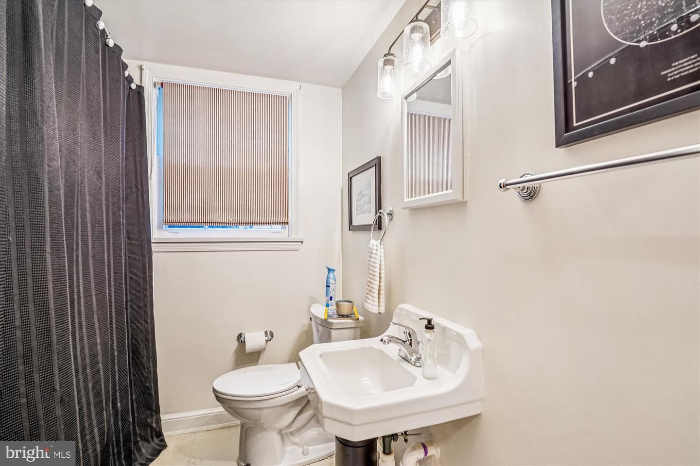 6108 Dorchester Street photo 16