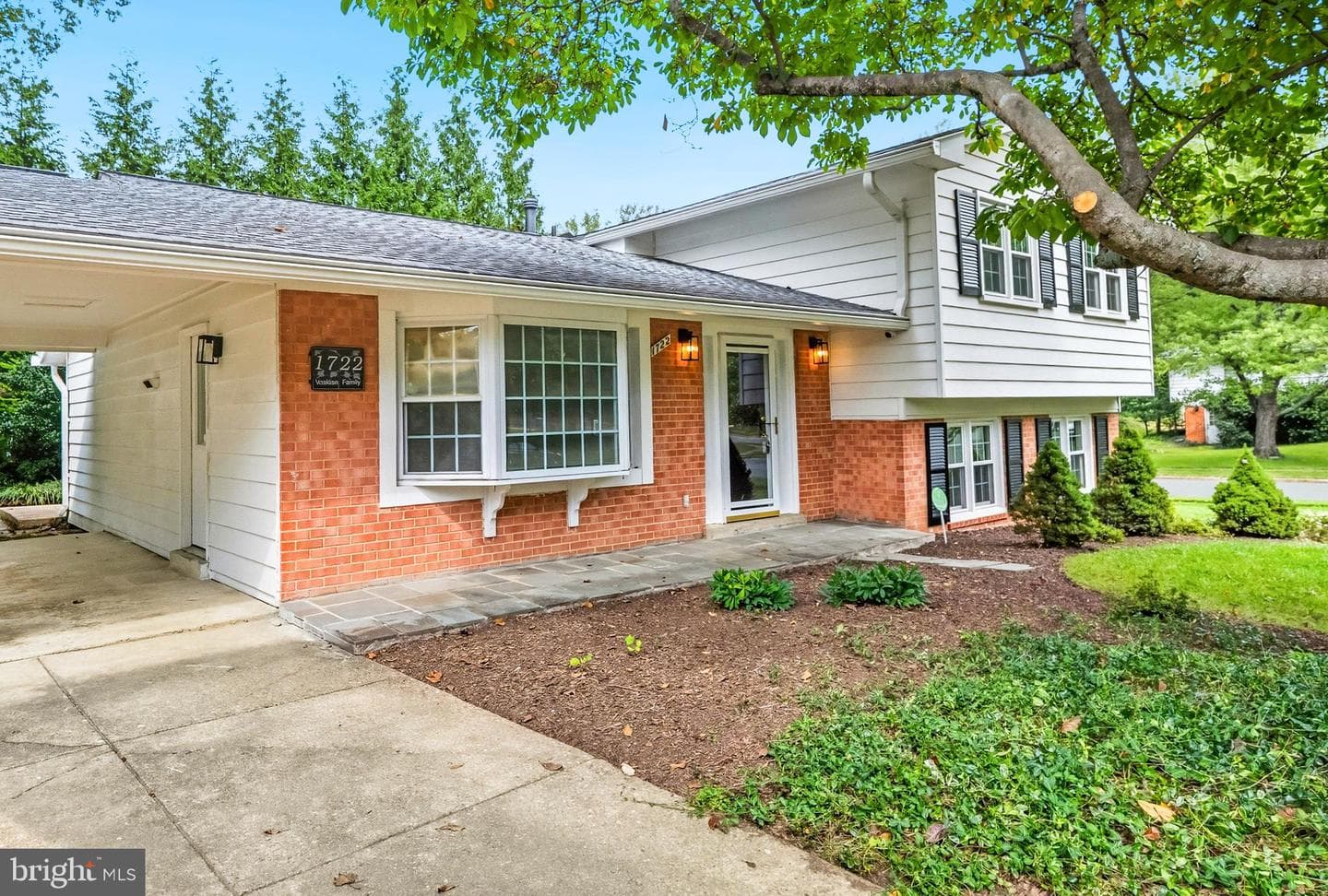 1722 Pine Valley Drive photo 4