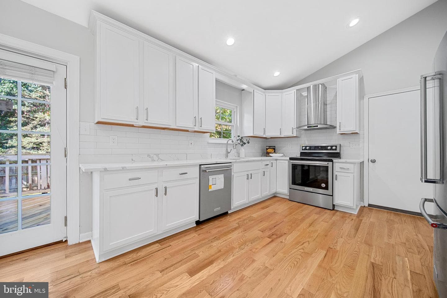 5506 Great Tree Court photo 14