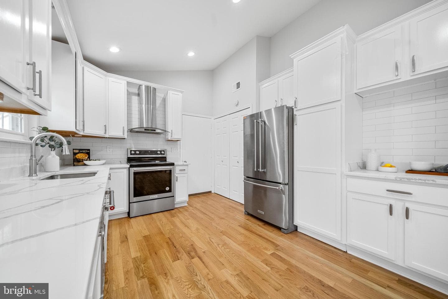 5506 Great Tree Court photo 15