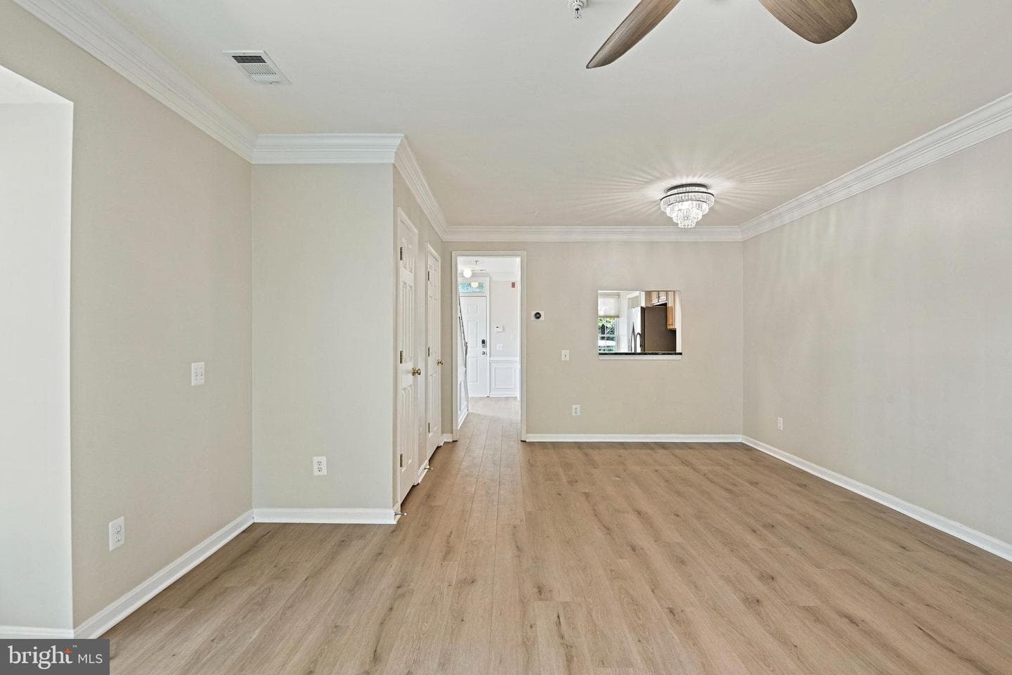 7020 Falls Reach Drive #7020 photo 11