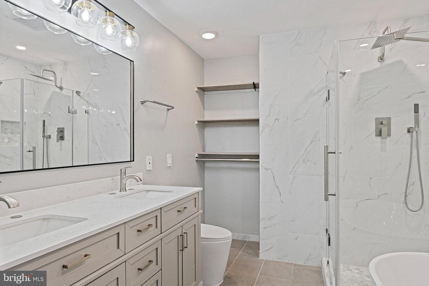 7020 Falls Reach Drive #7020 photo 21