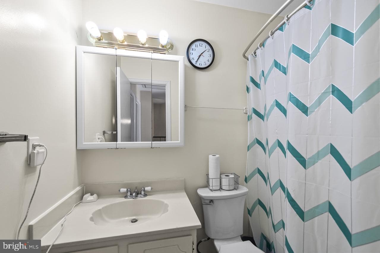 312 Holly Court photo 16