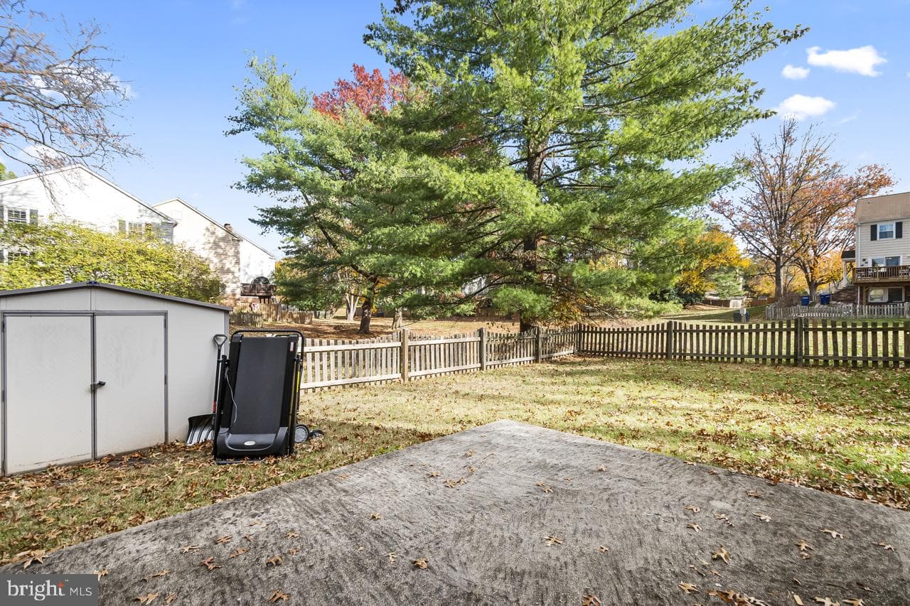 312 Holly Court photo 28