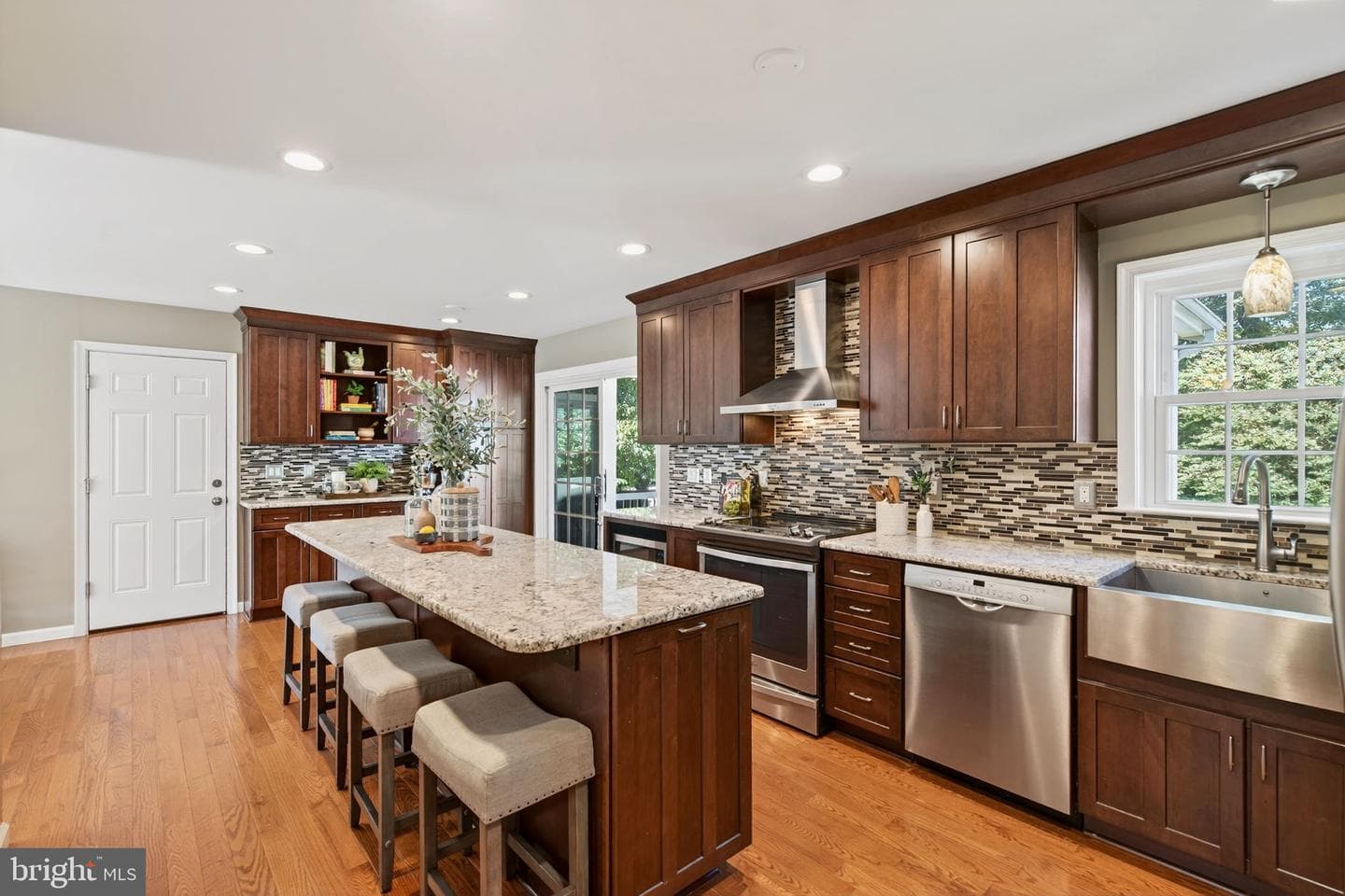 10114 Marshall Pond Road photo 11
