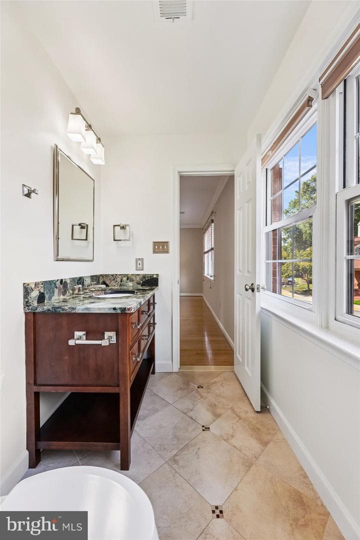 6309 Manchester Way photo 28
