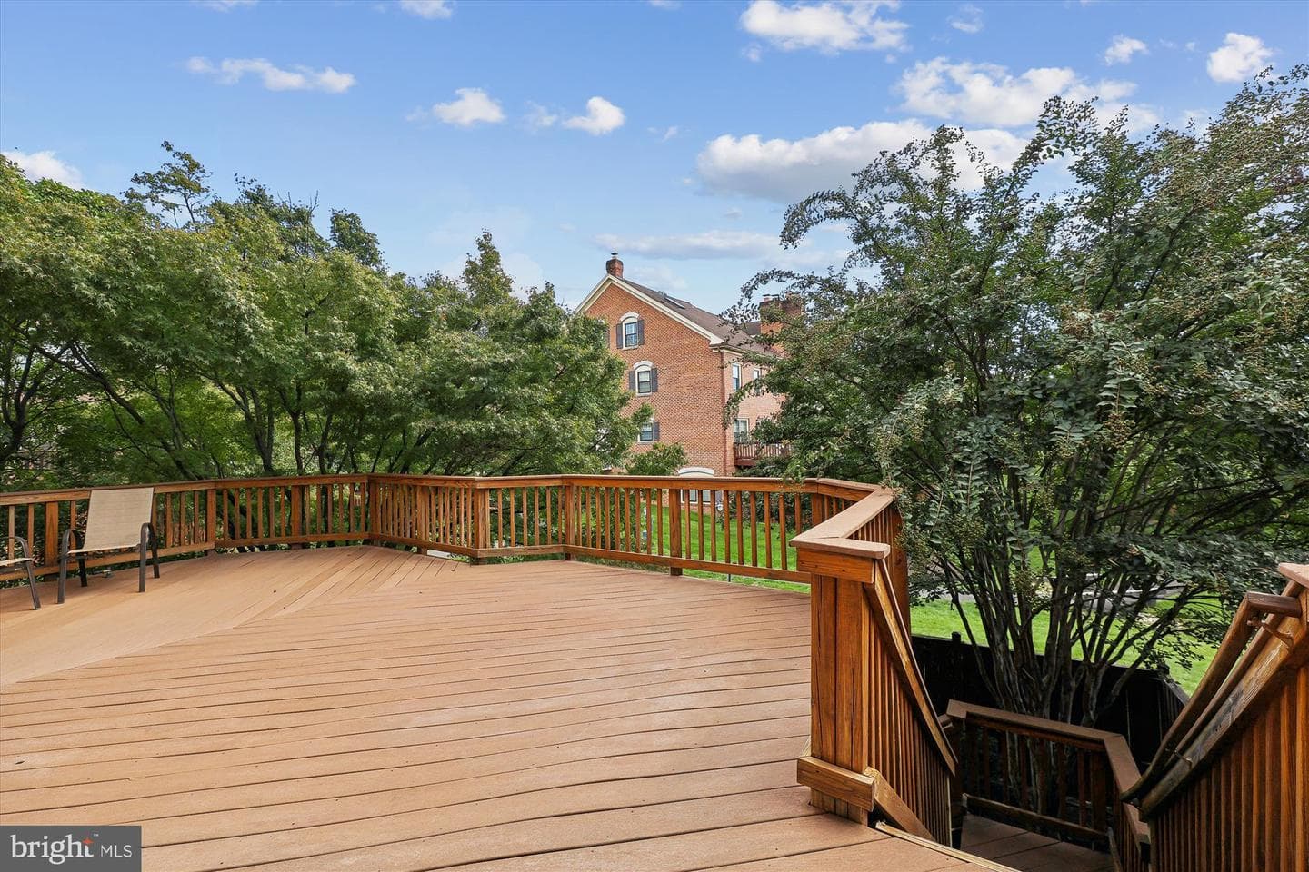 6309 Manchester Way photo 5