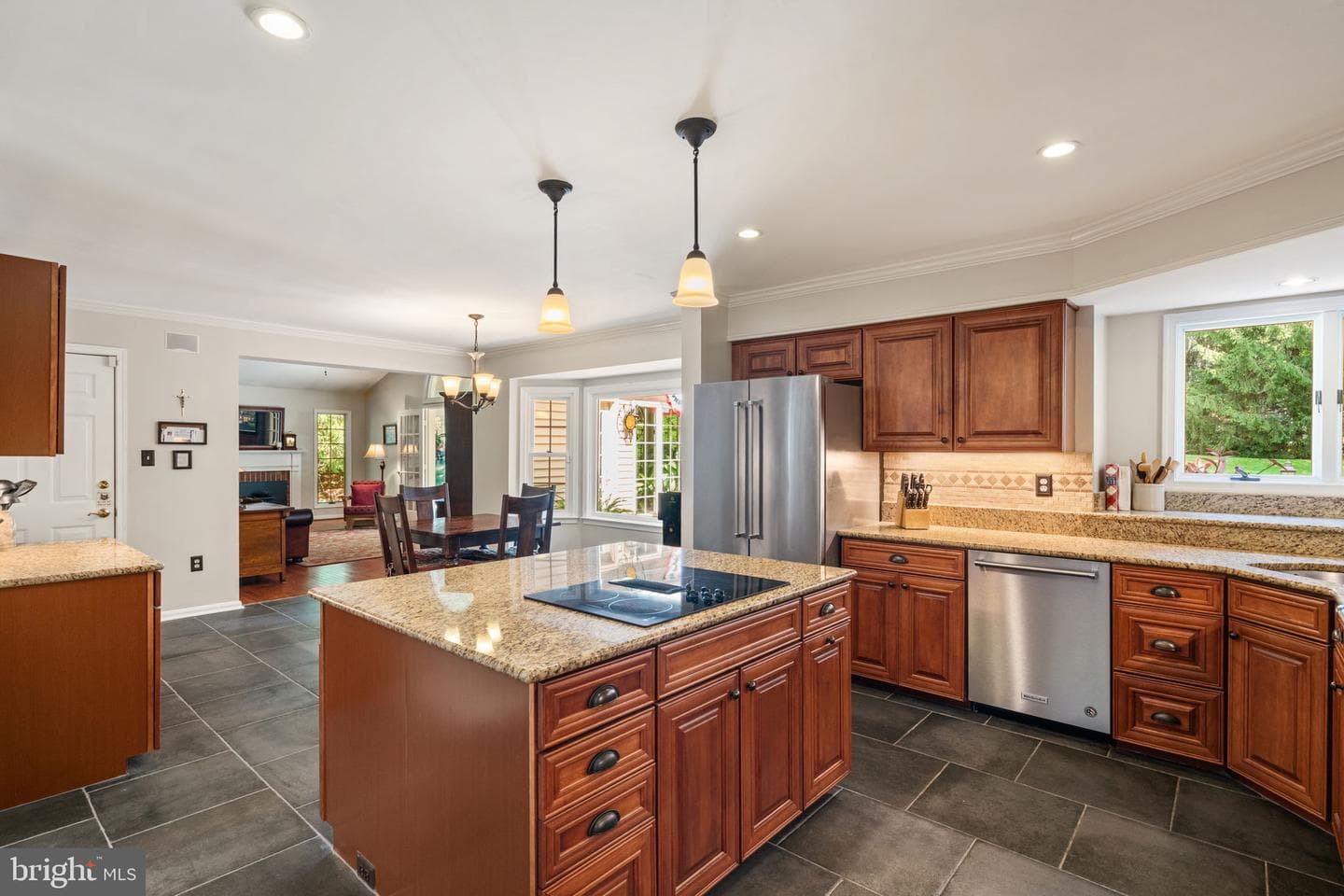 6805 Old Stone Fence Road photo 10