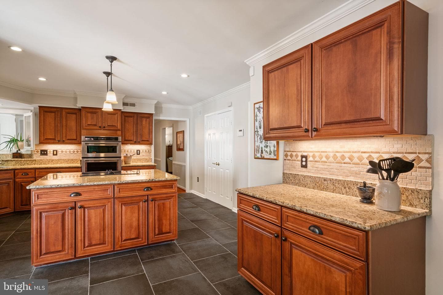 6805 Old Stone Fence Road photo 15