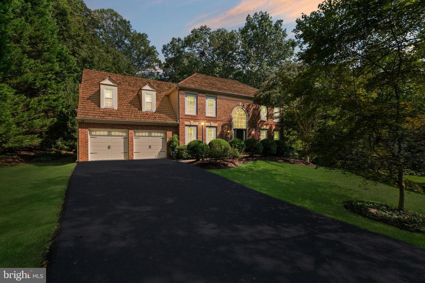 6805 Old Stone Fence Road photo 2