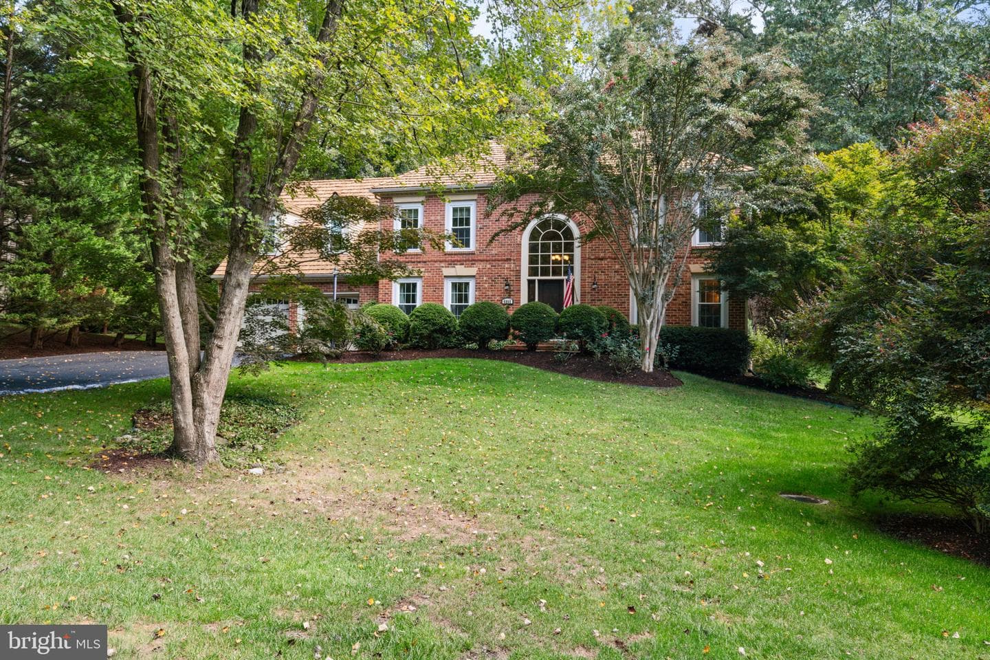 6805 Old Stone Fence Road photo 4