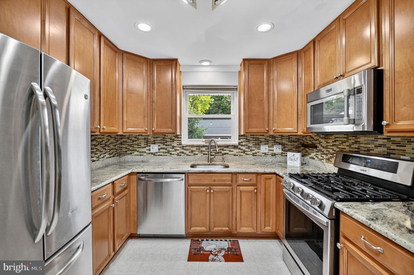 7403 Charlotte Street photo 12
