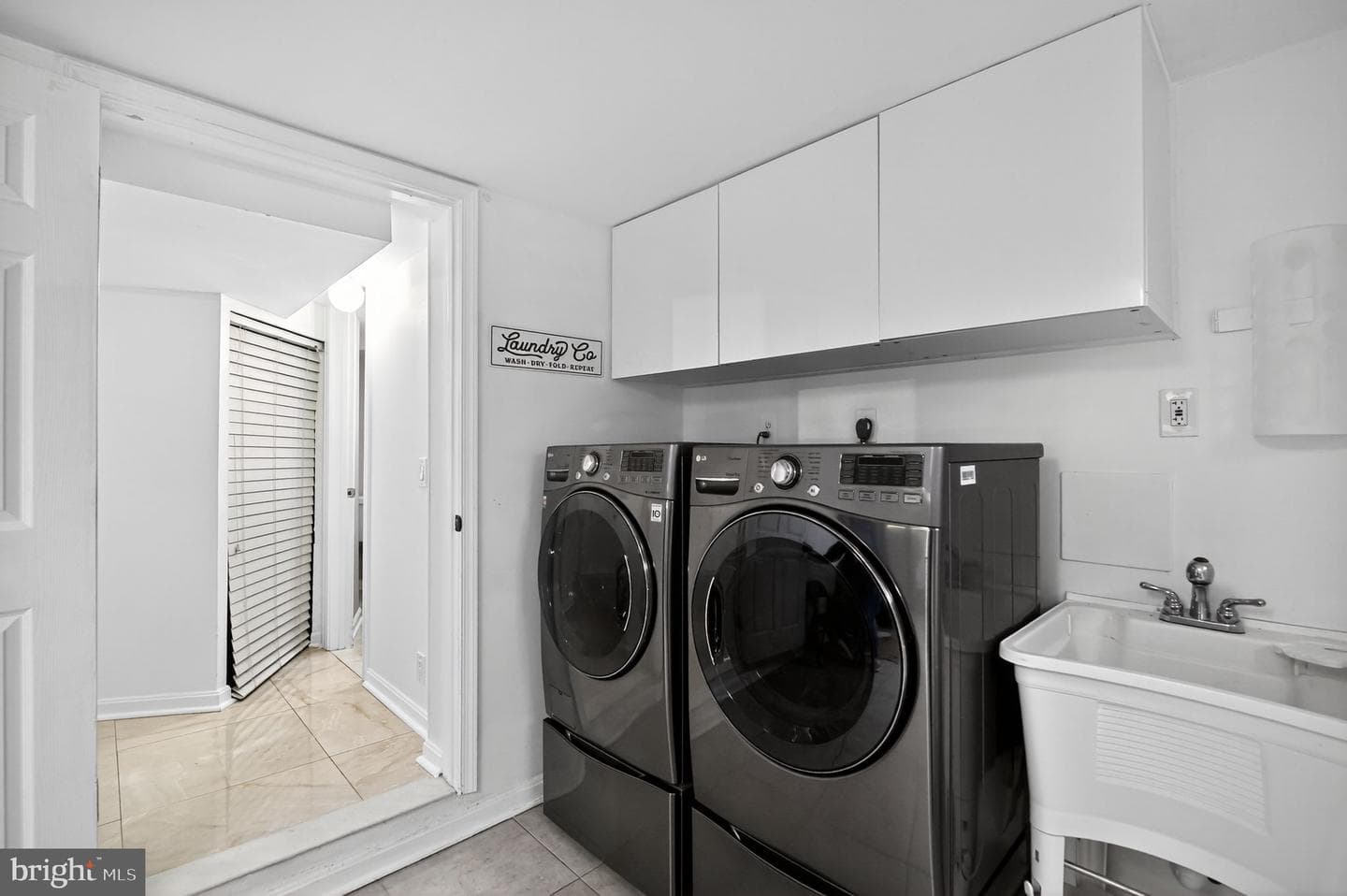 7403 Charlotte Street photo 30