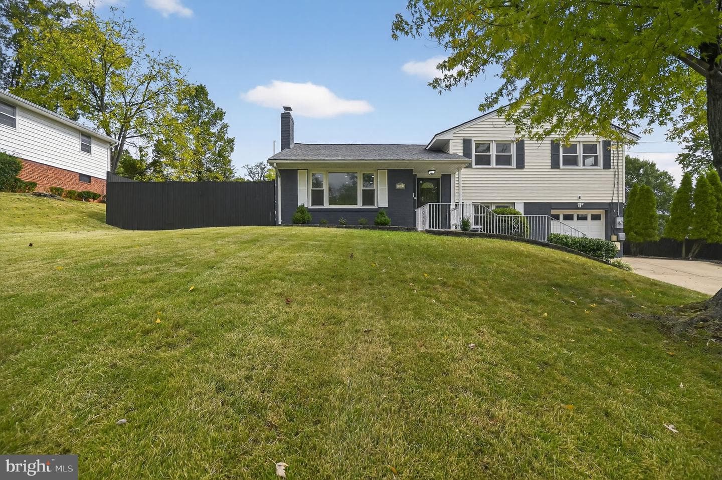 7403 Charlotte Street photo 4