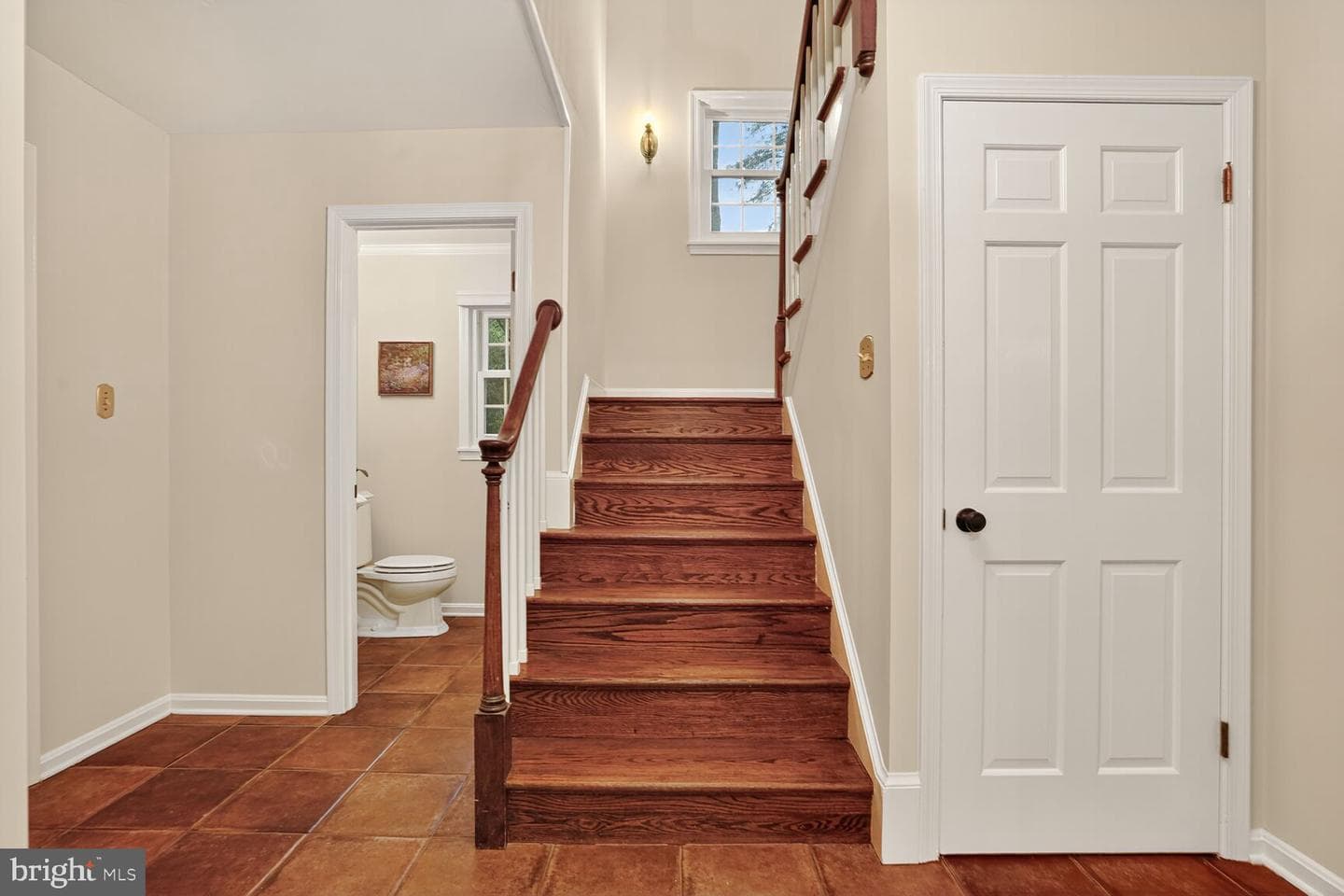 1011 Harriman Street photo 11