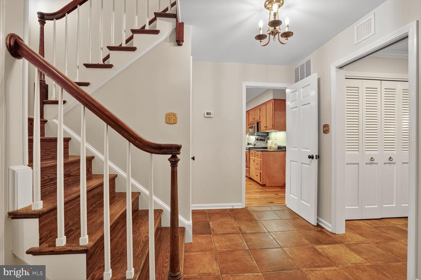 1011 Harriman Street photo 12