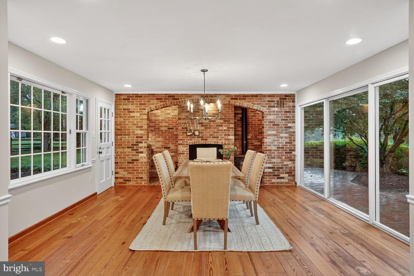 1011 Harriman Street photo 18