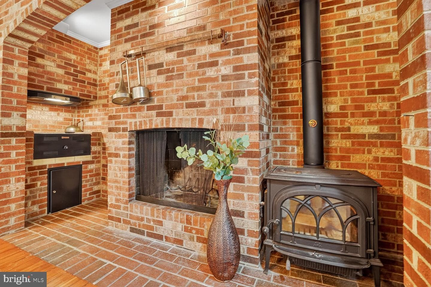 1011 Harriman Street photo 23