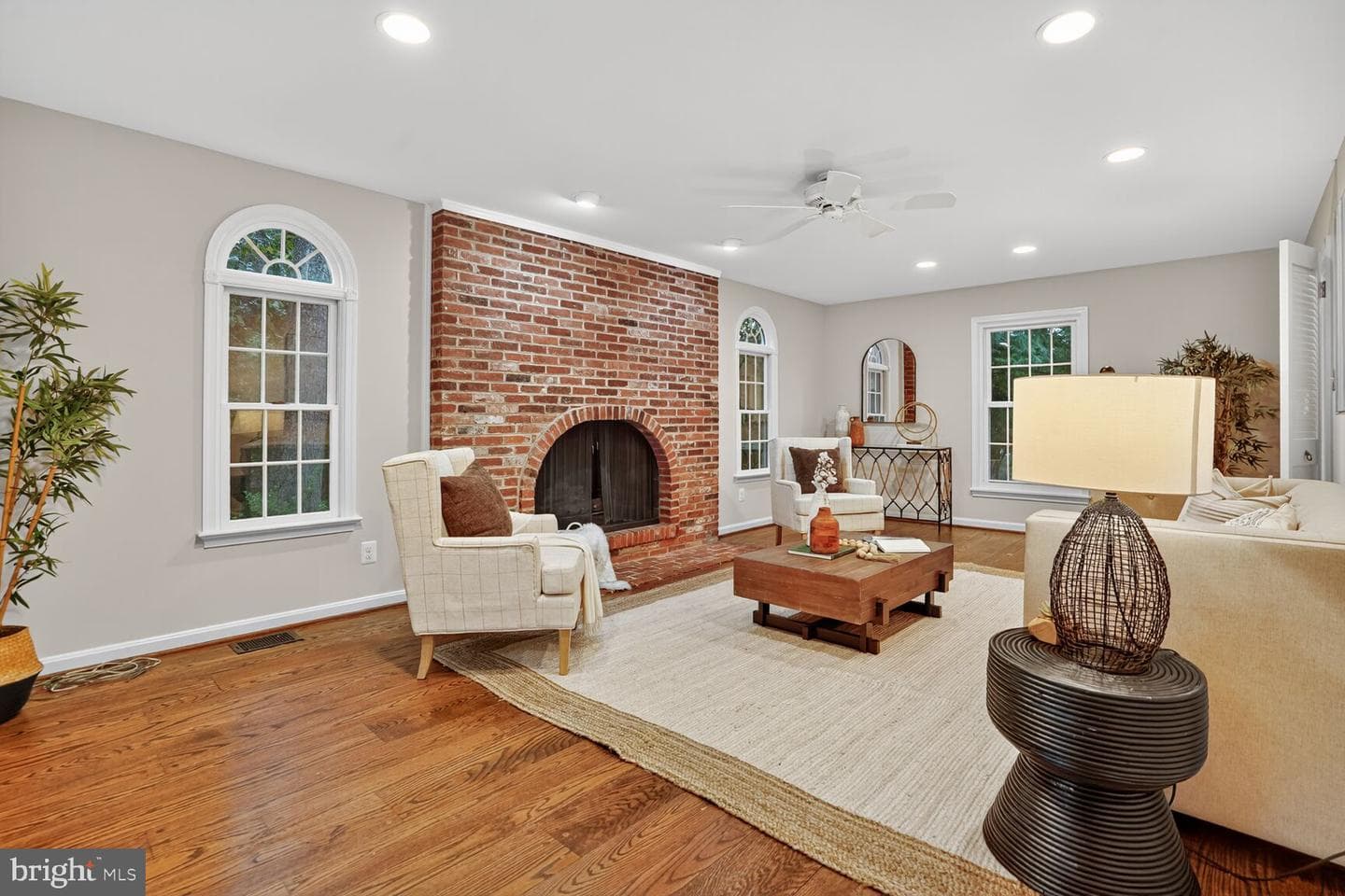 1011 Harriman Street photo 25