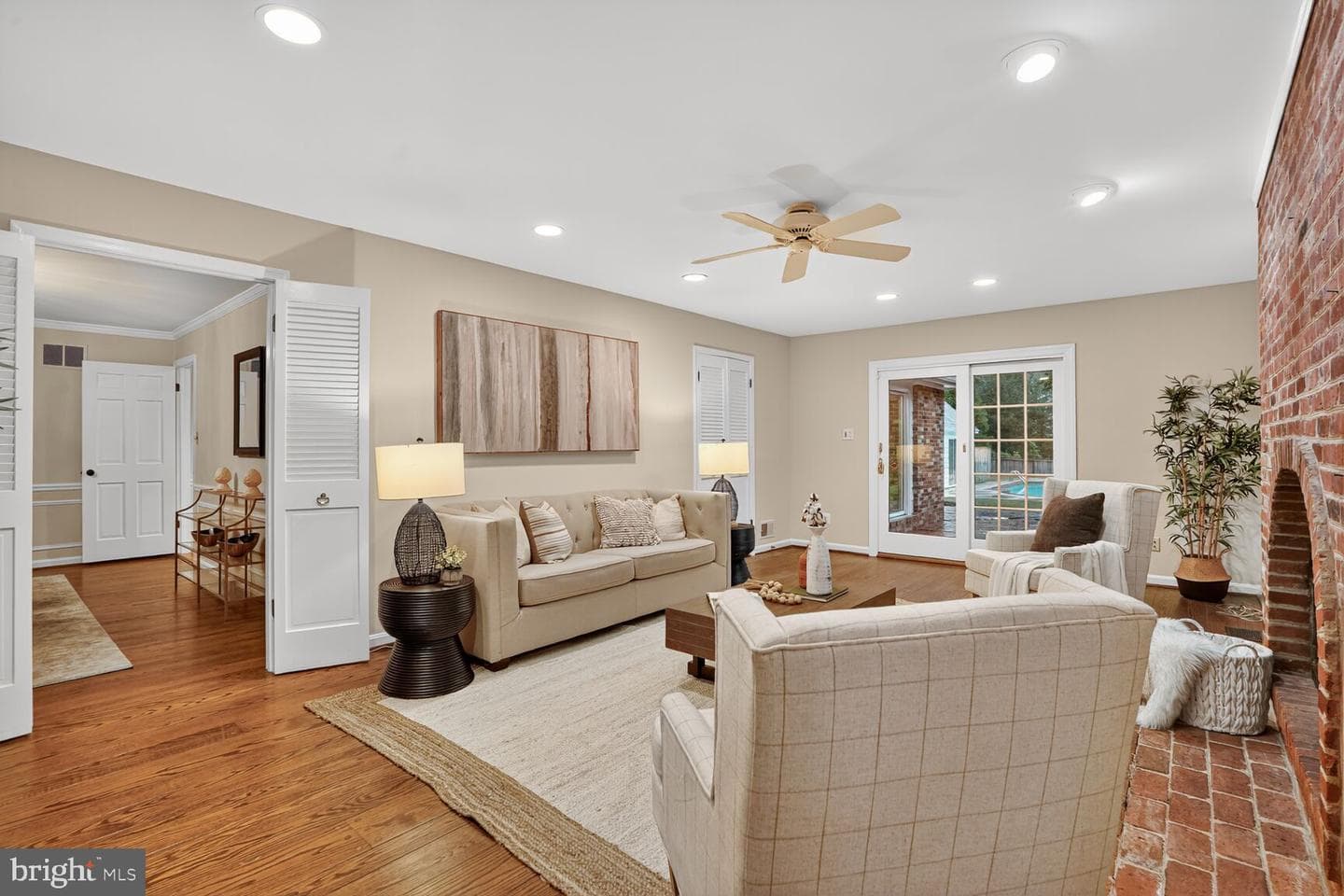 1011 Harriman Street photo 28