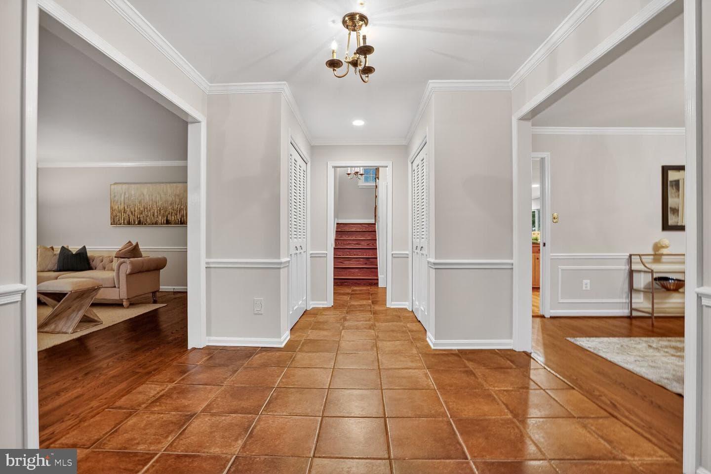 1011 Harriman Street photo 3