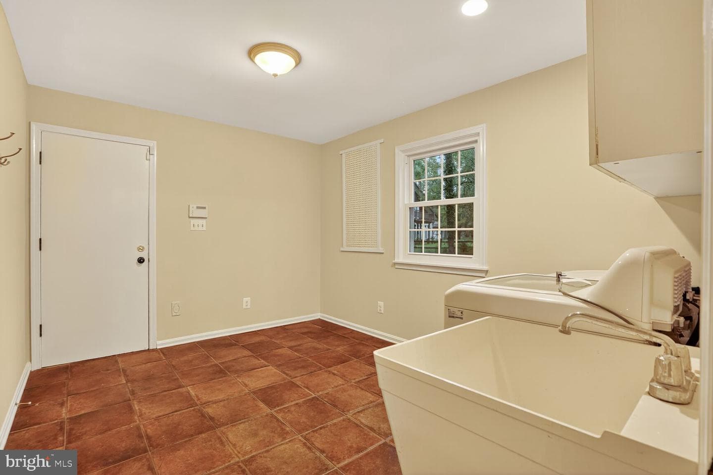 1011 Harriman Street photo 31
