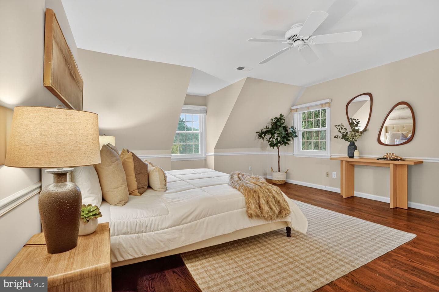 1011 Harriman Street photo 33