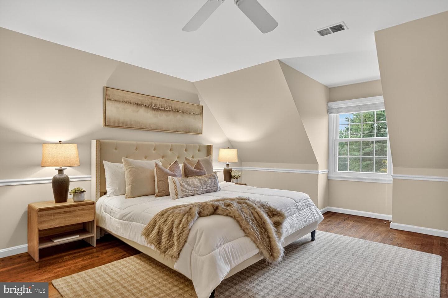 1011 Harriman Street photo 35