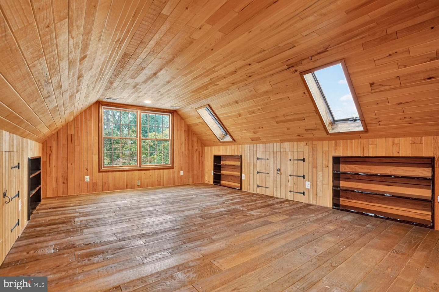 1011 Harriman Street photo 40