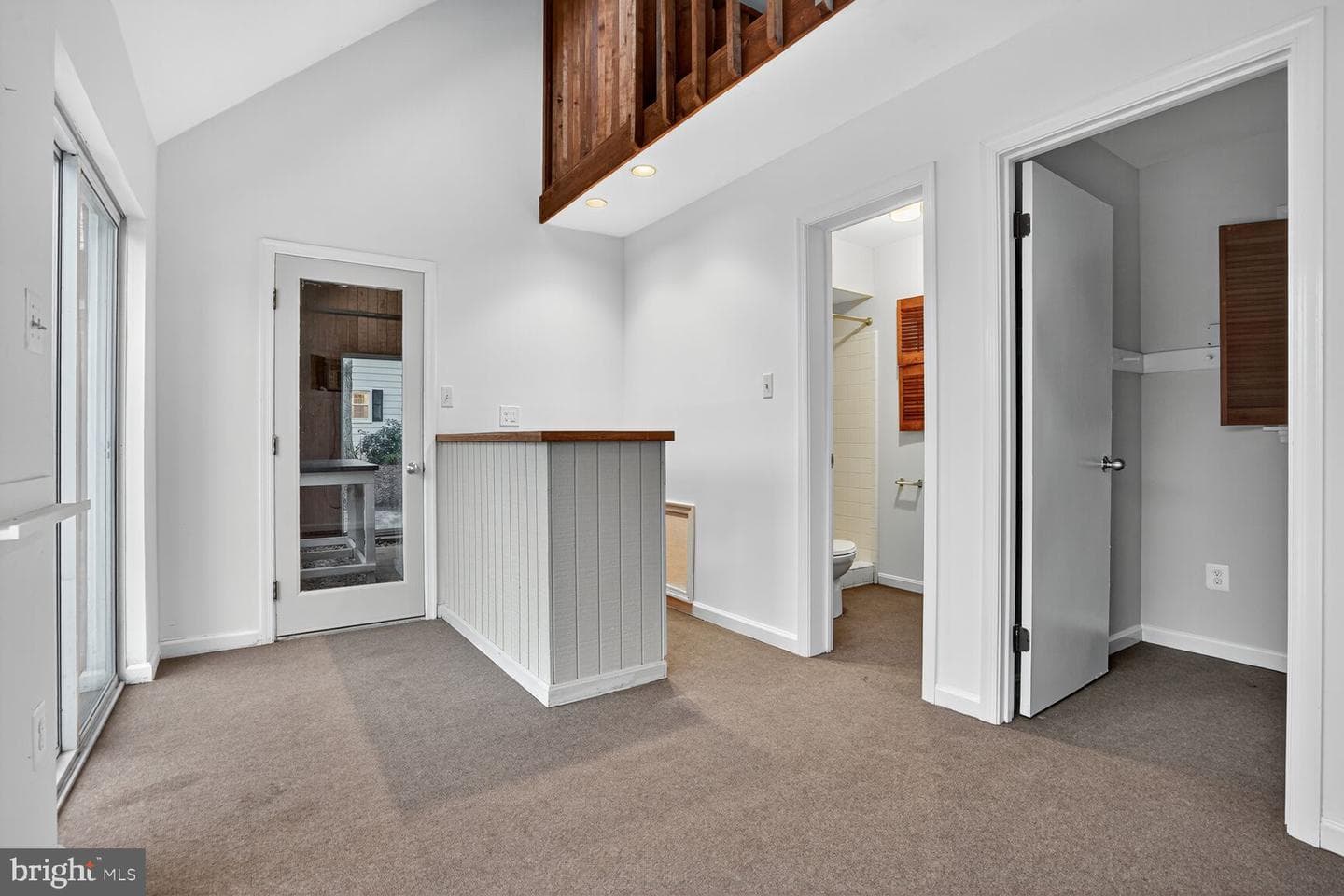1011 Harriman Street photo 59