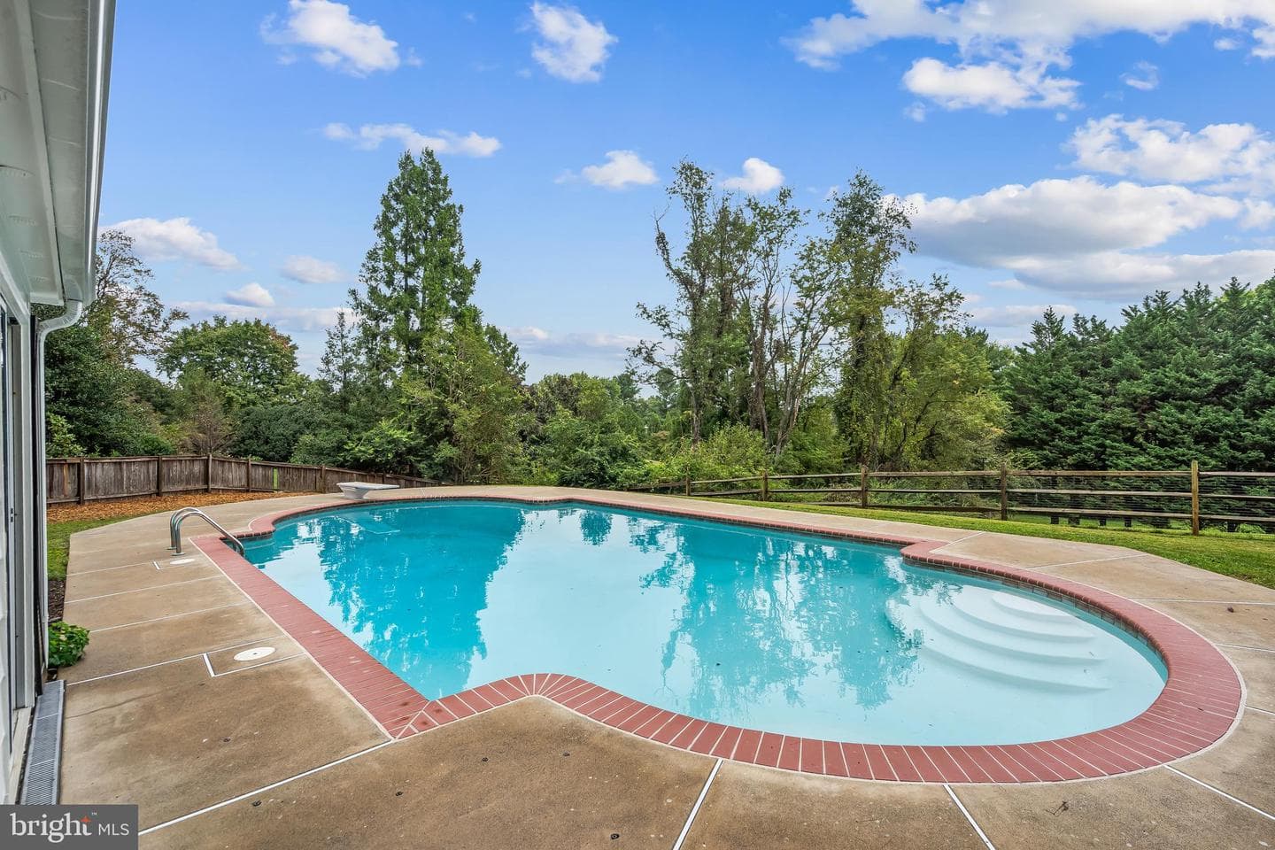 1011 Harriman Street photo 66
