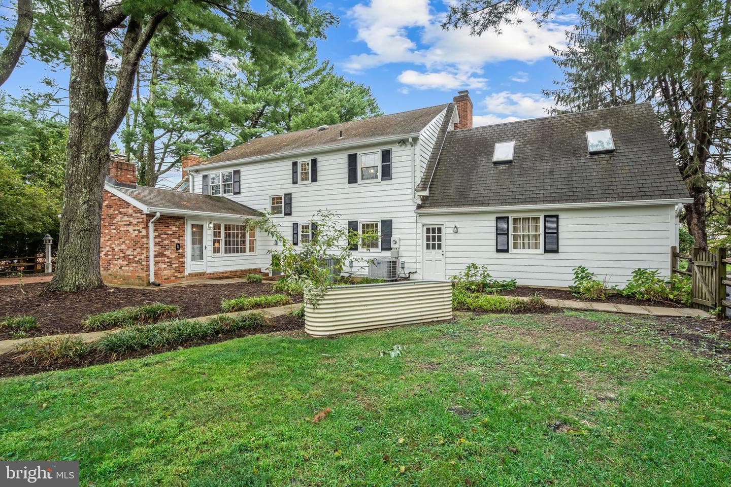 1011 Harriman Street photo 68