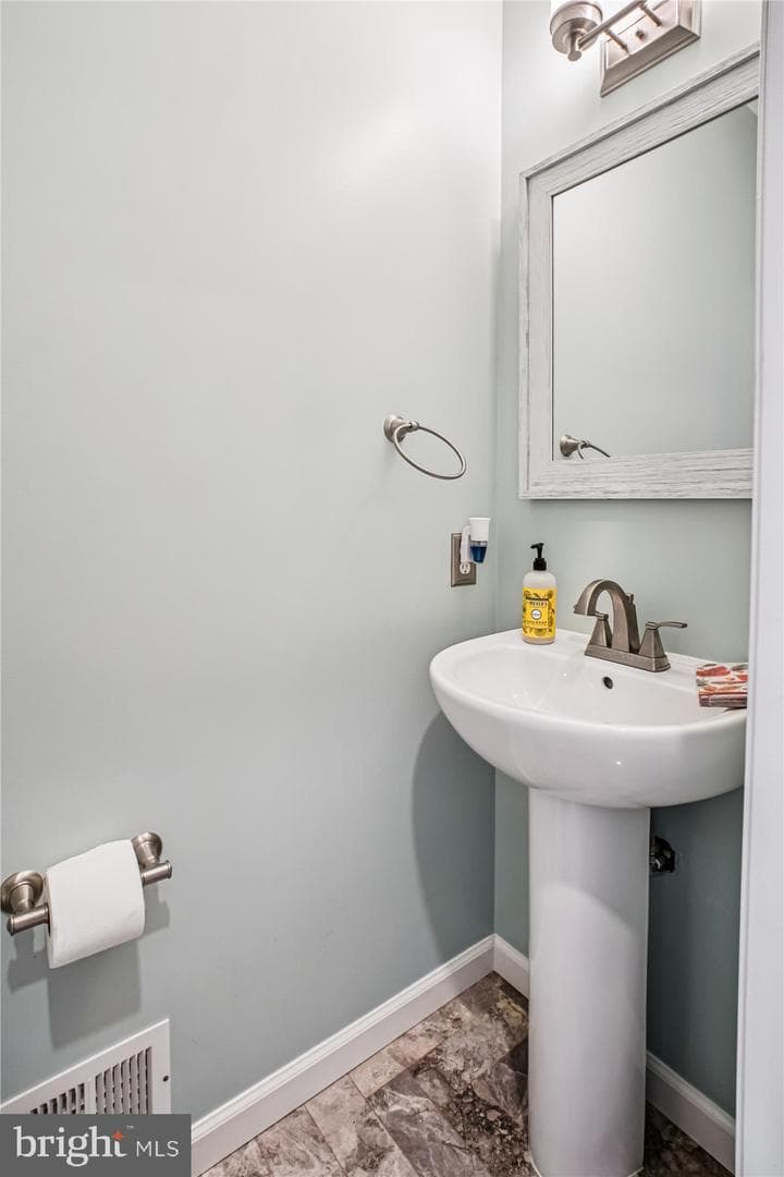 5723 Deer Pond Road photo 28