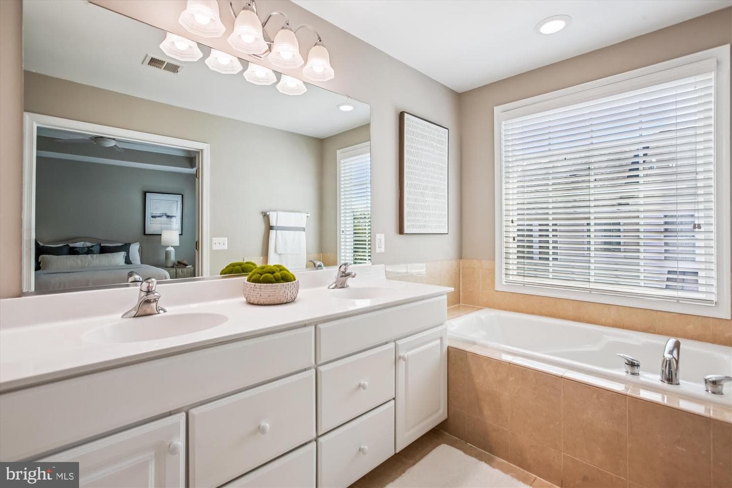 5997 Grand Pavilion Way photo 24