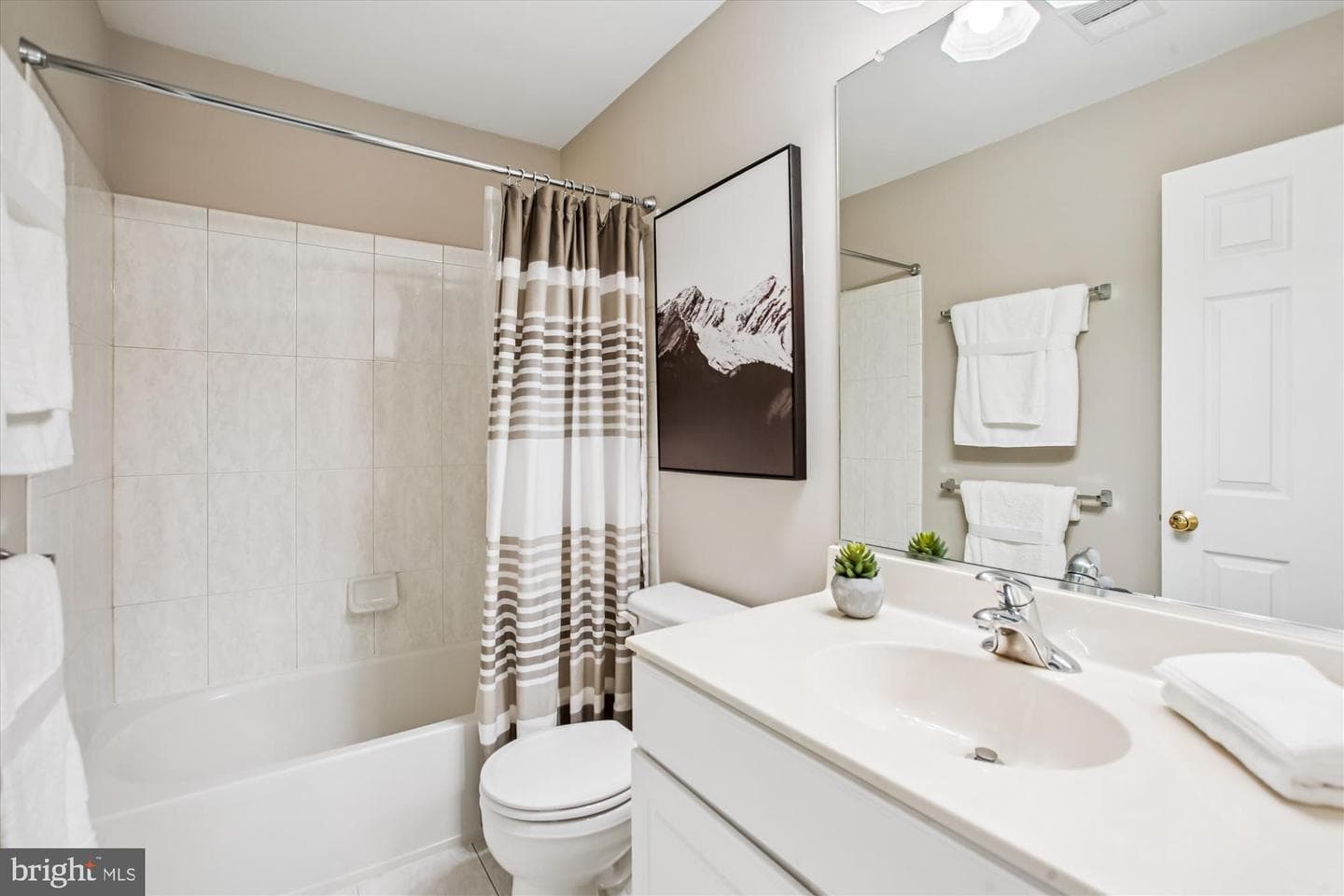 5997 Grand Pavilion Way photo 32