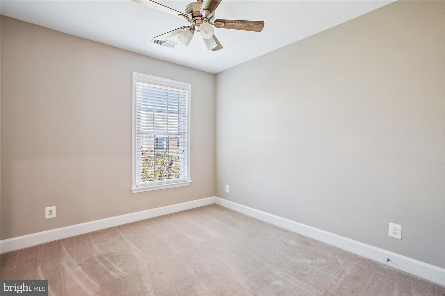 5997 Grand Pavilion Way photo 33