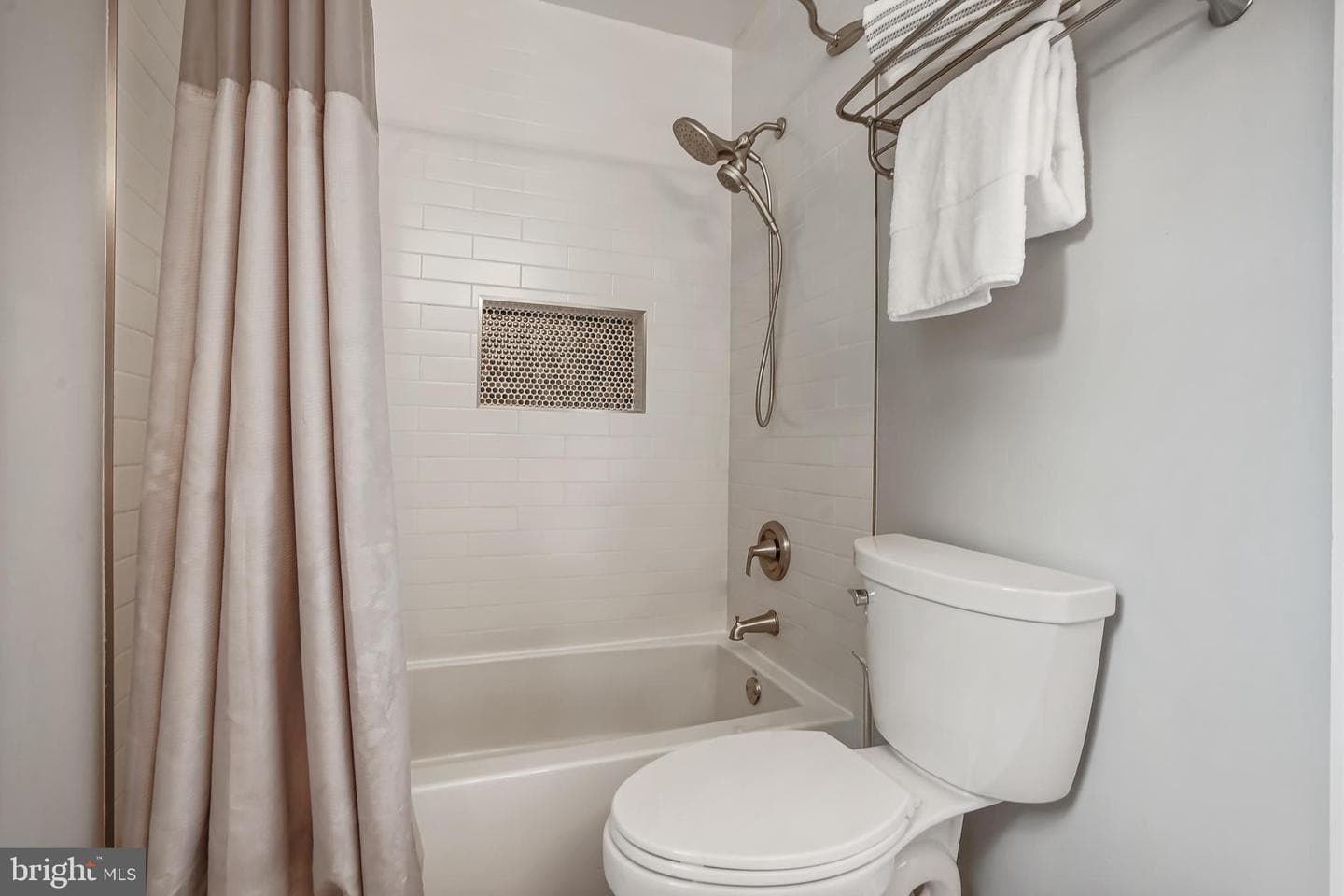 6204 Gentle Lane photo 37
