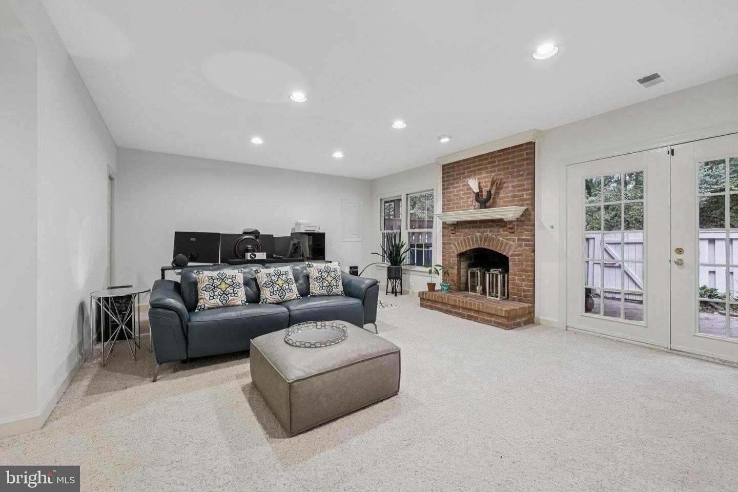 2177 Wolftrap Court photo 21