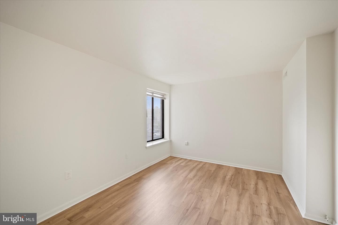 7613 Lee Highway #302 photo 12
