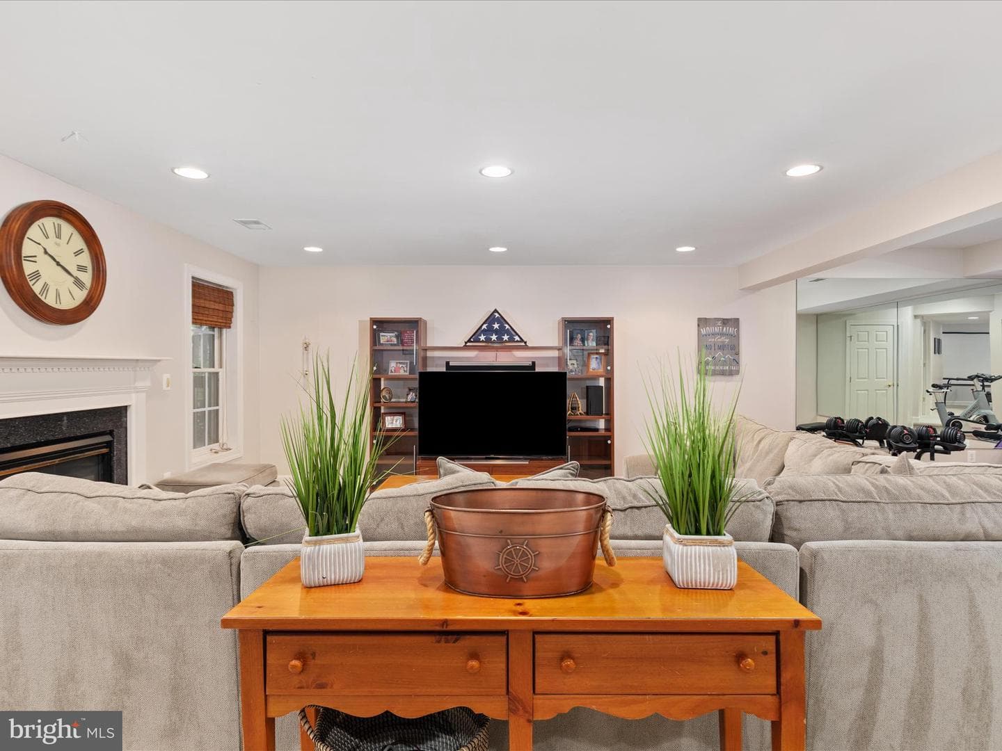8590 Beatrice Court photo 41