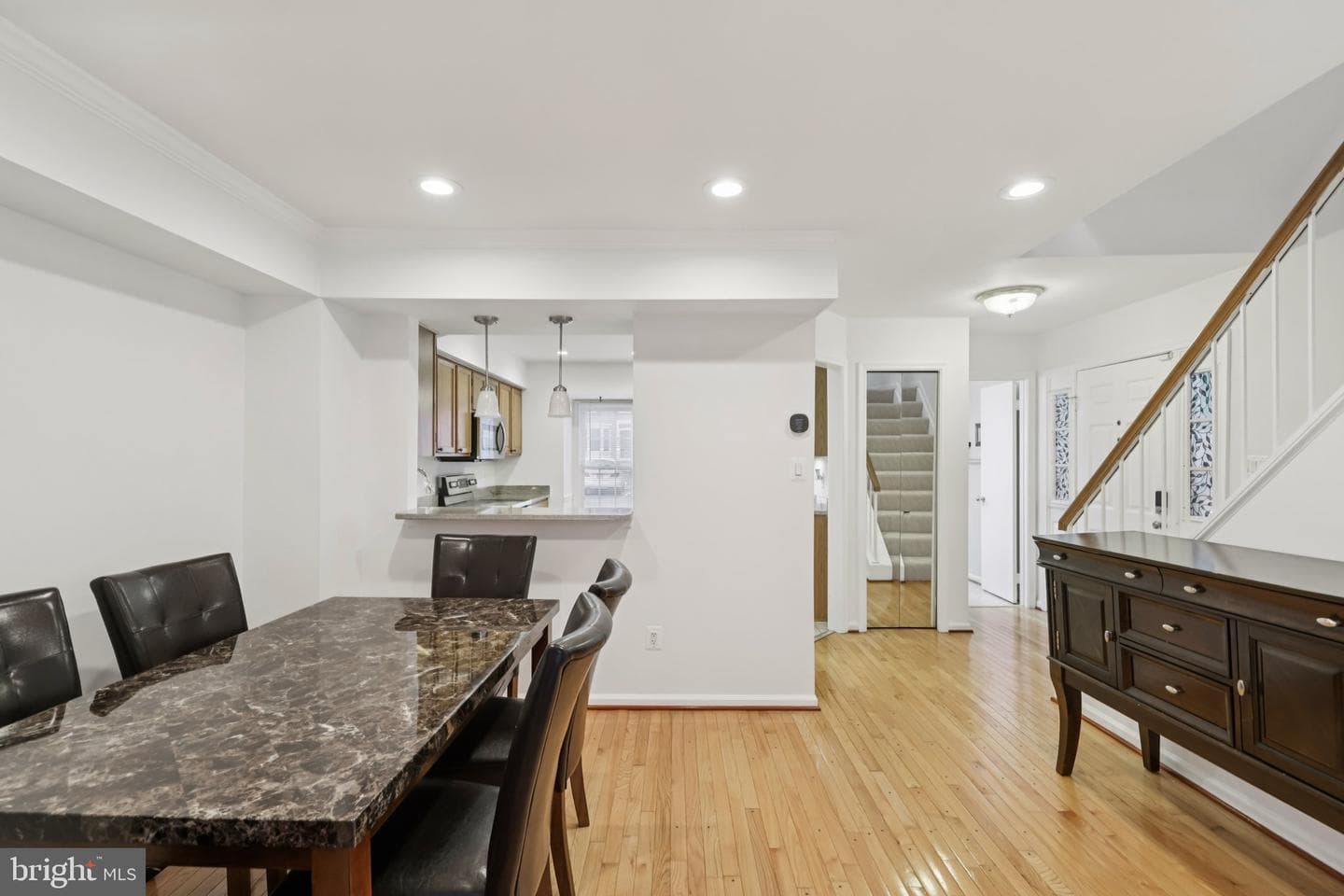7673 Northern Oaks Court photo 11