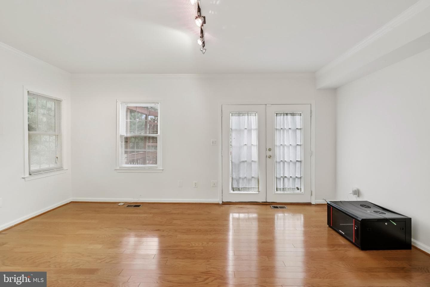 7673 Northern Oaks Court photo 13